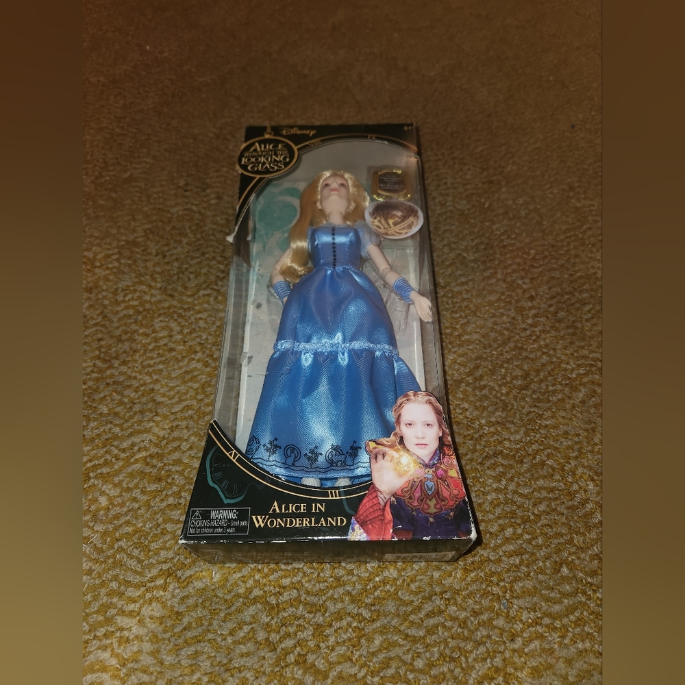 Disney Alice Through the Looking Glass 12" Doll NISB Jakks 2016
